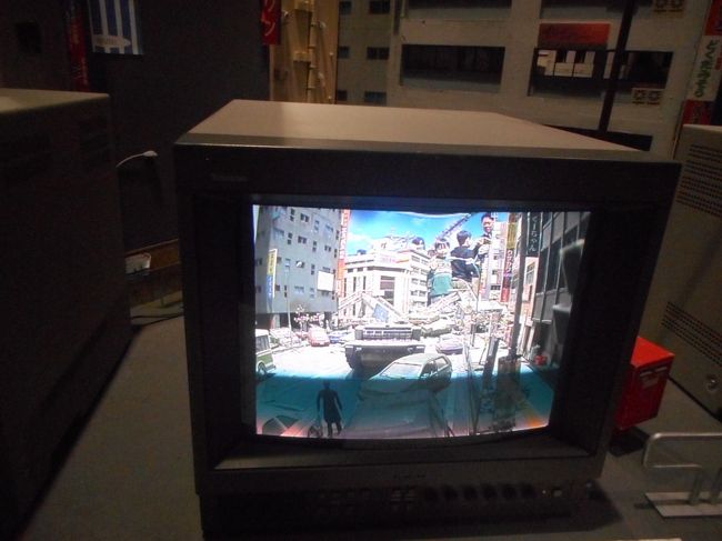 実際のテレビではどのように見えるのかを見ることができます。<br />