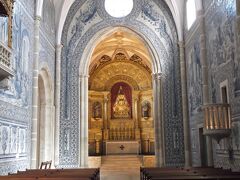 ロイオス教会は、アズレージョの美しさに圧倒されます。
隣のカタヴァル公爵邸で、あらゆる物にＤのマークがついていたので受付のおじさんに質問すると、"Duques!(公爵)"と教えてくれました。(共通券5ユーロ)