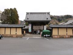 今月は建長寺を素通り。鎌倉まで歩くこととしました。2万歩は今月最高記録です。