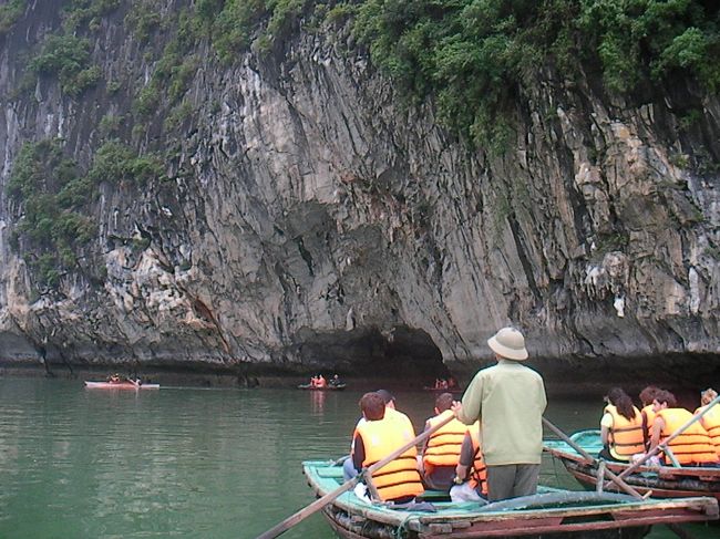 小型船、別途お金が必要でした。