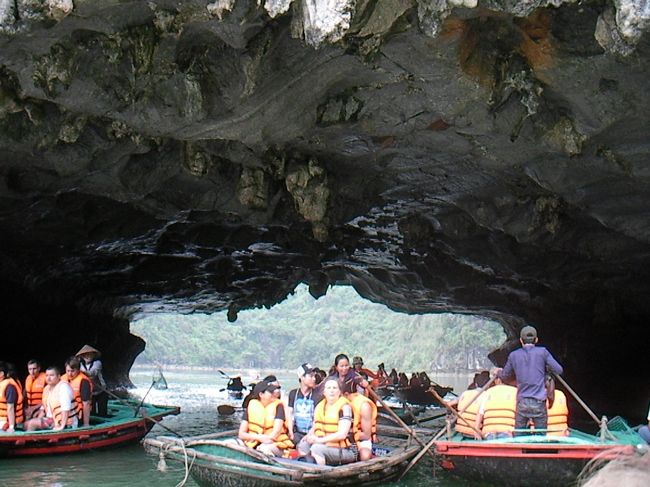 たくさんの小型船。