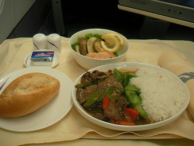 チャイナエアラインのビジネスクラスで、台北まで。