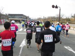 鳥取マラソン
鳥取砂丘前を通ります。
砂丘リフトが前に見えてきました。