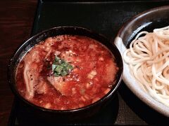 １６［麺屋　大和］

旨からつけ麺　☆

辛さ控えめでお願いしました。
大盛り、ライスサービスも可！