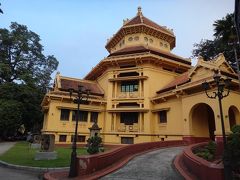 どうやらここは歴史博物館のようです。残念ながら時間が遅くて閉まっていました。