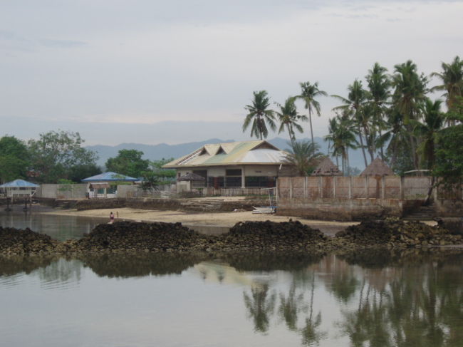 ホテルの外はこんな雰囲気。<br />開発中なのかな。