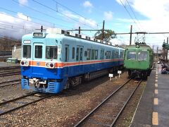 熊本電鉄北熊本駅にて、熊本電鉄5000系と200系。