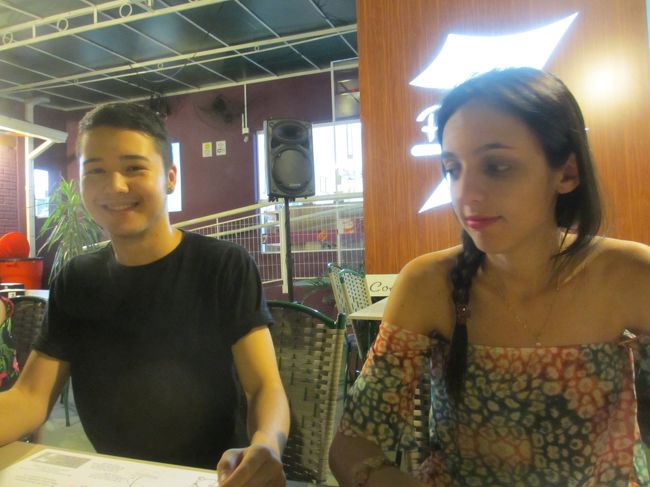 左側の男の子も僕の事が好きで取り合いに<br />　姪っ子ちゃん、ご機嫌斜め