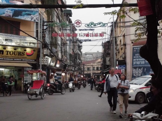 ディンリェット（Dinh Liet St)通り。