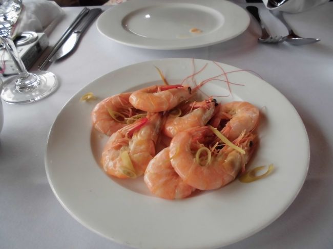 シーフードランチ。<br />エビの蒸し物。