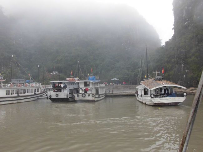 ティエングン洞へ船着場。