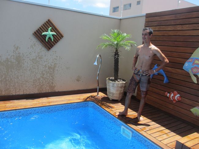 プール遊びは甥っ子も大好き