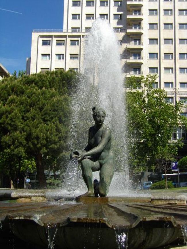 スペイン広場の噴水