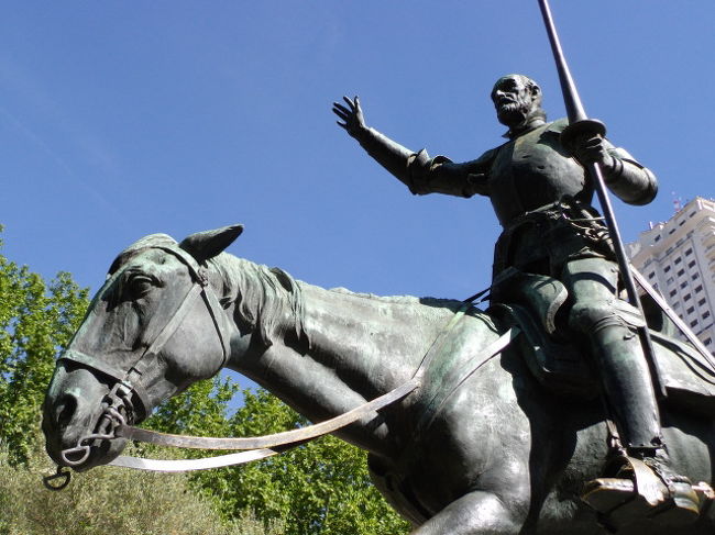 スペイン広場のドン・キホーテ