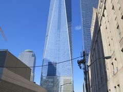 2月27日(金)
7 Av.駅からE線に乗り、World Trade Center へ。ワンワールドトレードセンターの外観はこの通りでした。