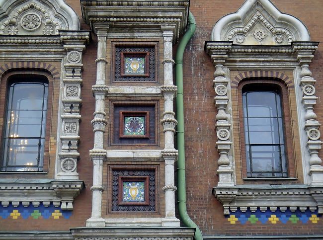 装飾も細かい。