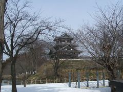 雪の高田城