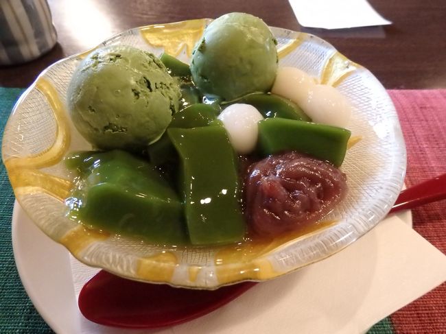 抹茶ぜりぃ！！！！！！<br />あんこもしらたまもぜりぃもアイスクリームもおいしい！！！！！！<br />たかがゼリーだとおもってましたがやっぱりおいしい！！！<br /><br />ちなみに、閉まるのは早いので注意を。