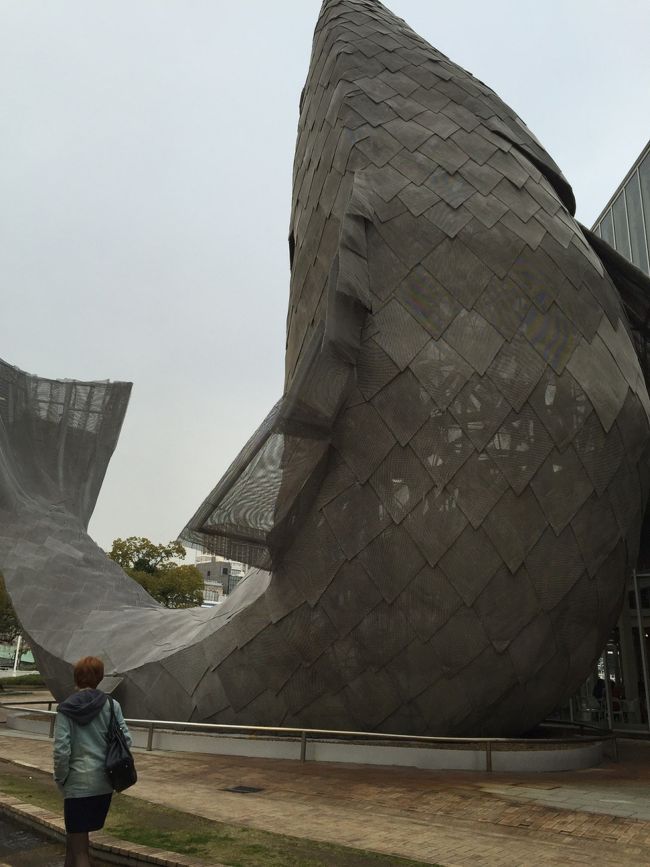 オークラをでてすぐに、なに？大きい魚！<br />２２メートルあって、フィッシュダンスって言うんですって。<br />