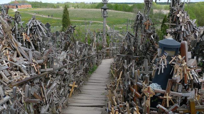 この写真でいうと、左奥がインフォメーションの方向。