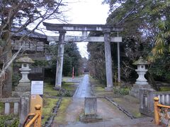 深田久弥文学碑がある江沼神社。