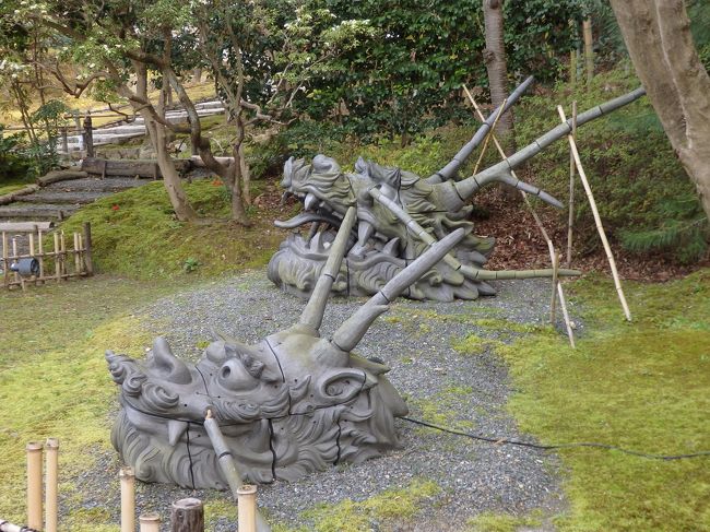 なぜかこんなところにある龍