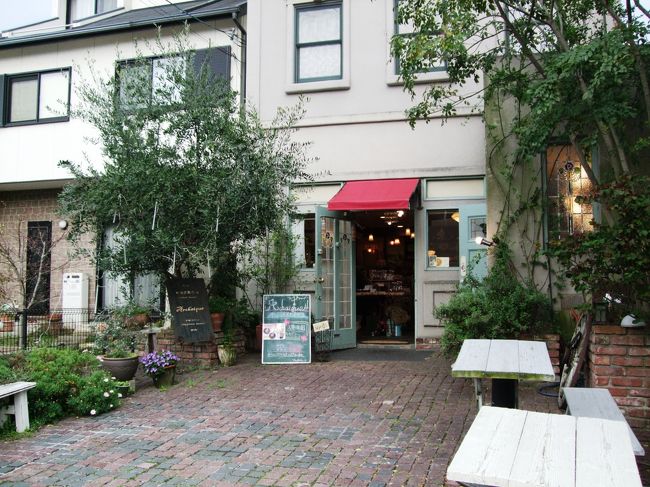 アルカイック。ラブリーなアイシングクッキーがいっぱい。