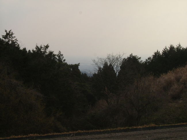 田原の里への山道