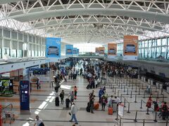 エセイサ国際空港。