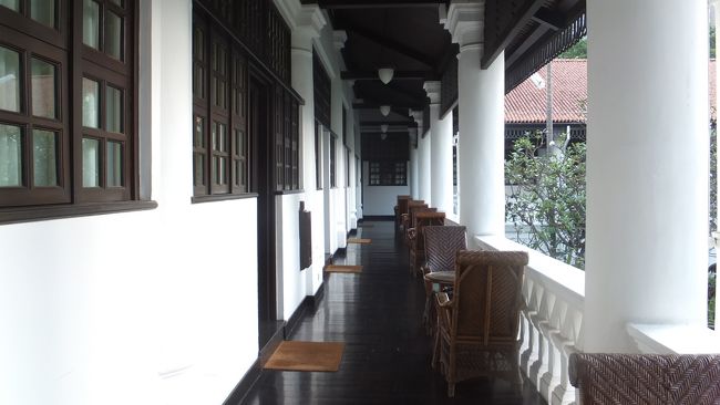 廊下はこんな感じです。