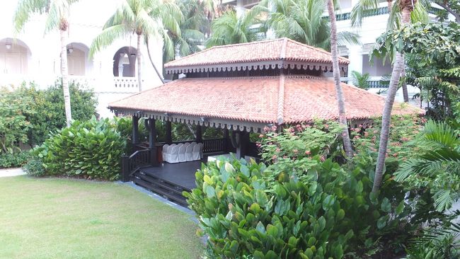 中庭にある建物。<br /><br />パーティなども行なわれるようです。