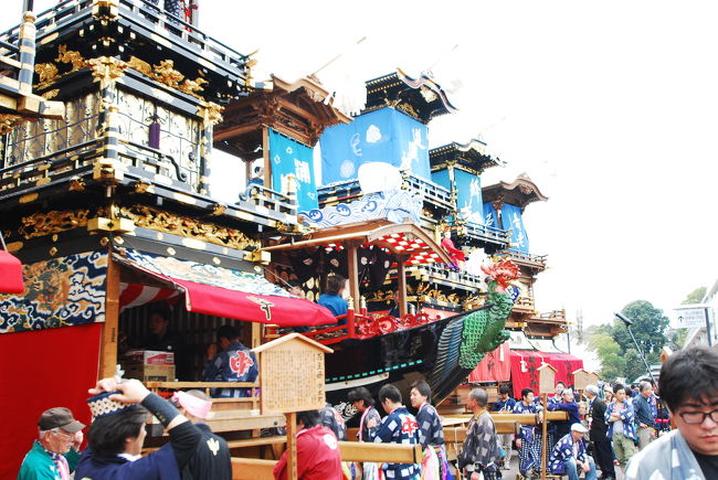 犬山祭は、地区毎に高さ8メートルもあるからくり人形の山車12両が披露されるお祭りのようです。<br />からくり人形はみんな凝っていて思わず見入ってしまいました。<br />今回は残念ながら天守閣に上れませんでしたが、近いウチに必ず来ようと心に誓い、犬山城を後にします。