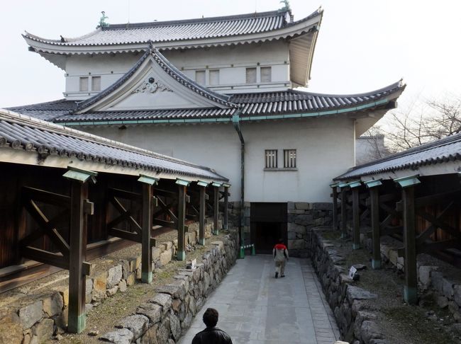 大天守閣から小天守閣側へ