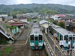 池谷駅に到着

徳島行きの普通列車はここで11分の停車