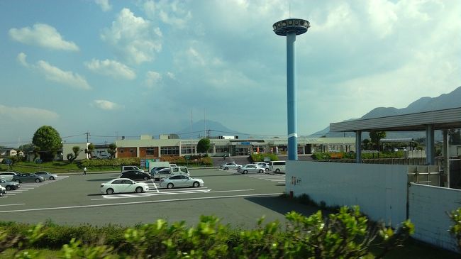 高速道路の桜島サービスエリアからの桜島