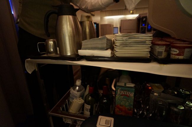 アイスと食後の飲み物もワゴンサービスです。