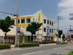 東運輸のバスターミナル。帰りはレンタカーを使います。