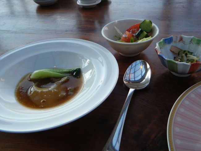 一人一つ、フカヒレ。