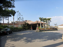 フサキリゾートにやってきました。
つれあいがかなり前に来たことがあるということで、
懐かしく見にきてみました。