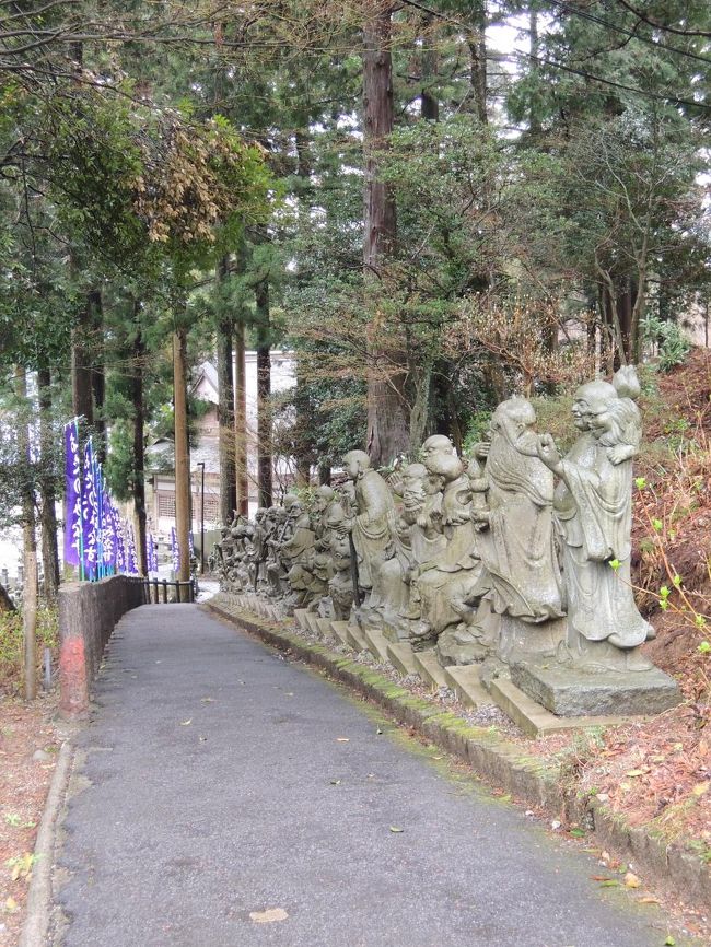 五百羅漢像〜。<br /><br />中国福建省の赤岸鎮にある、五百羅漢院の像を模したものらしーよ。