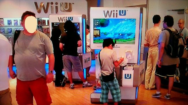 この時　ｗii Ｕ　を初めて触った息子くん<br /><br />ニューヨークに来て一番の　目の輝き(^_^;)<br /><br />ここのおかげで　息子くんのニューヨークの印象がガラリと良いものにｗ