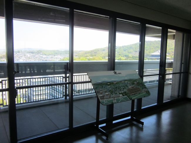 外に出られますが風がきついです。<br /><br />山焼きの日の入場は抽選になります。