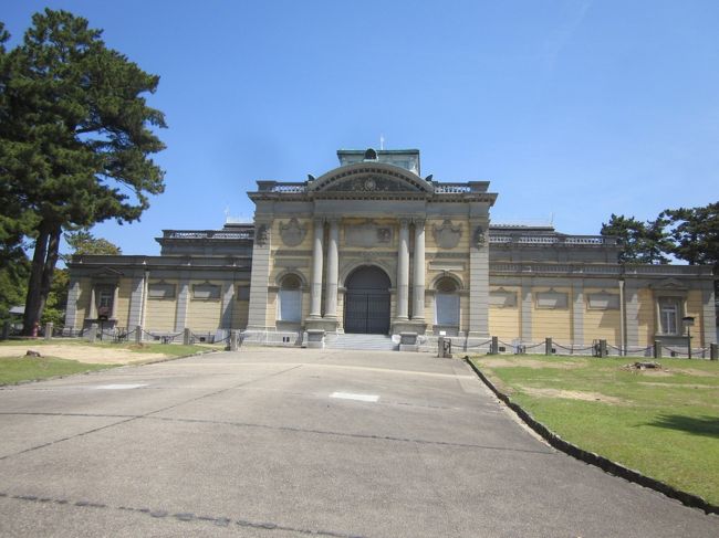 奈良国立博物館　本館<br />新館の方で正倉院とかで来られた方もあると思います。<br />地下通路でつながっててこちら菜は慰撫も見ごたえあります。