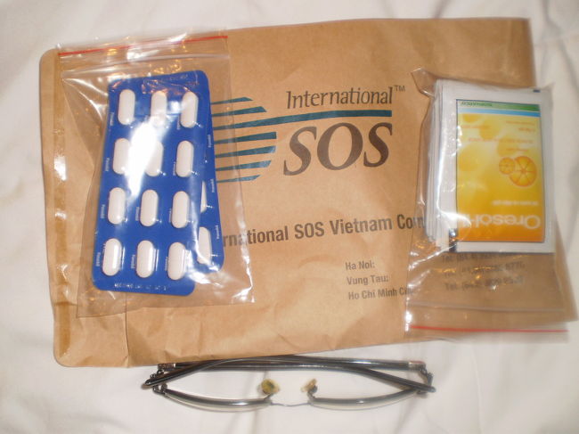 病院からもらった薬　４８百万ドン