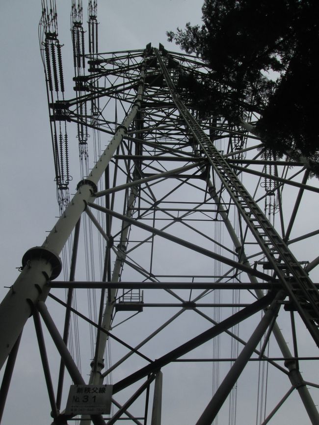 鋼管製大型鉄塔　　15：36