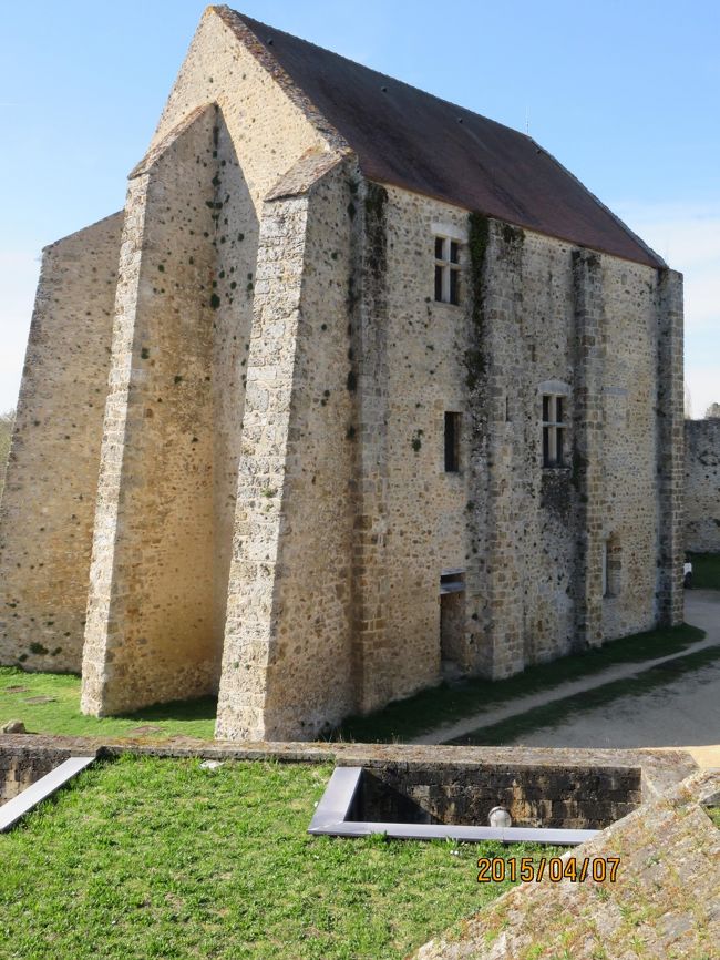 次に案内していただいた城<br /><br />マドレーヌ城