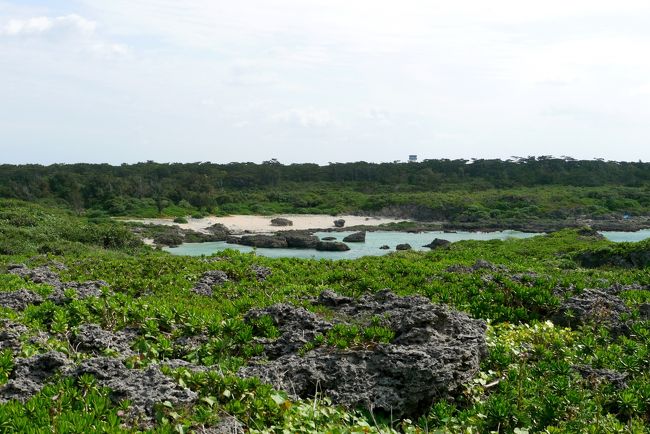 先に入江が見える