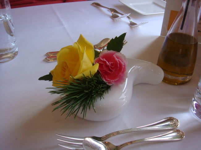 撮るの忘れちゃいましたがおかわり自由のパンが<br />美味しかったです。<br />