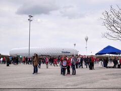 ↑見えてきました、アリアンツアレーナ！