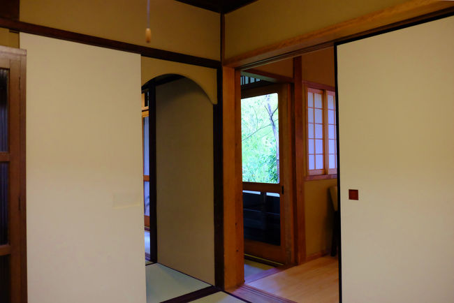 各部屋を改めて覗きながら<br /><br />　　　　　戻ります